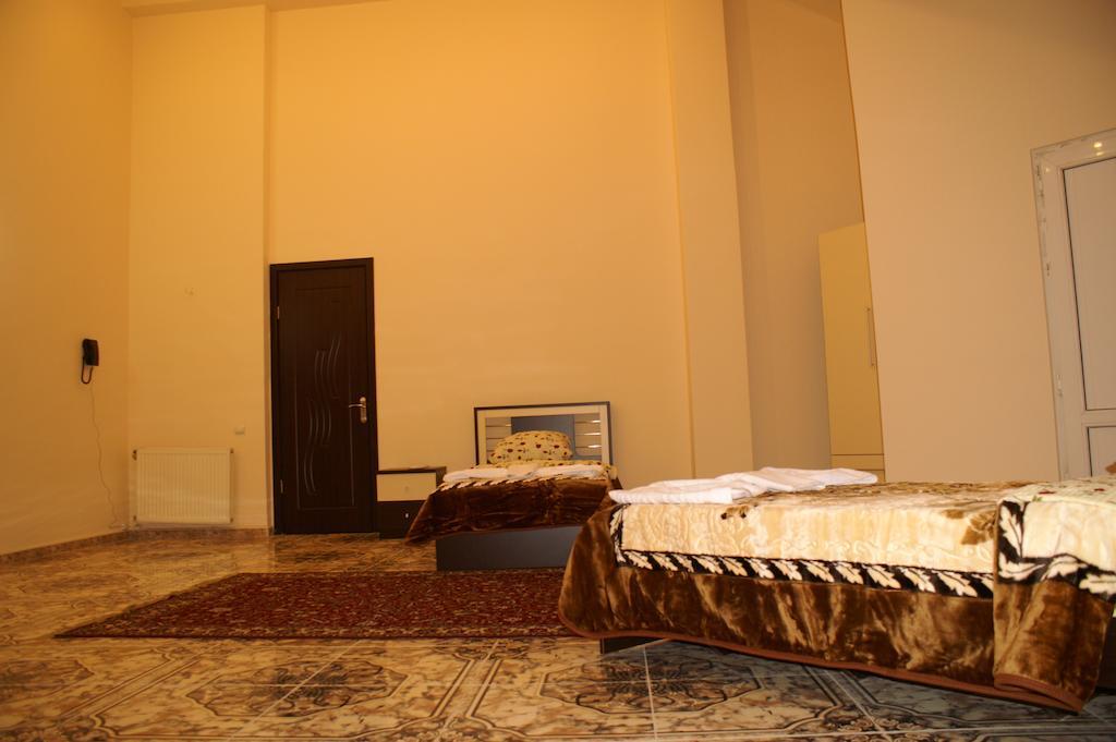 Europa+T Hotel Tbilissi Extérieur photo