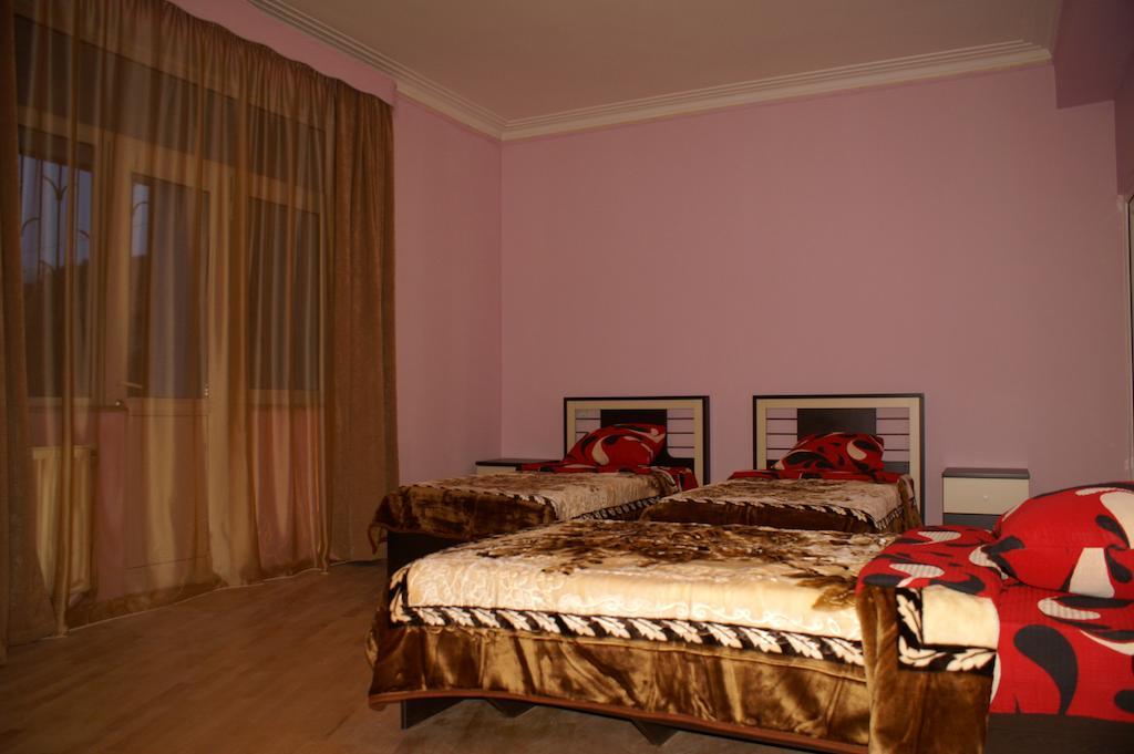 Europa+T Hotel Tbilissi Chambre photo
