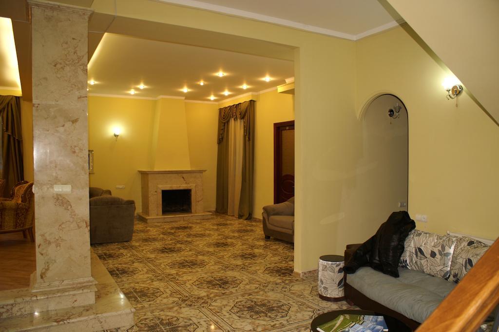 Europa+T Hotel Tbilissi Extérieur photo